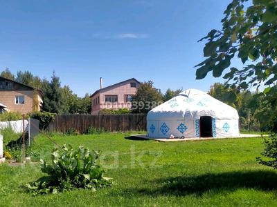 Дом · 4 комнаты · 200 м², Огородная 19 за 60 000 〒 в Семее, Красный Кордон