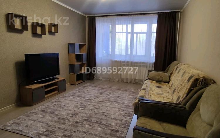 2-комнатная квартира, 60 м², 4/5 этаж помесячно, Тулебаева 149