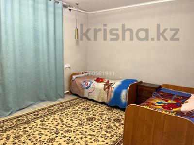 Продажа домов и дачи в Улытау обл.: Отдельный дом · 4 комнаты · 164 м² · 10 сот., Западный жилой район 2/15 — Ершоштан кошесинин соны за 45 млн 〒 Отдельный дом · 4 комнаты · 164 м² · 10 сот., Западный жилой район 2/15 — Ершоштан кошесинин соны за 45 млн 〒 в Жезказгане