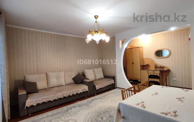 4-комнатная квартира, 83 м², 3/9 этаж, Утепбаева 52 за 30 млн 〒 в Семее — фото 2