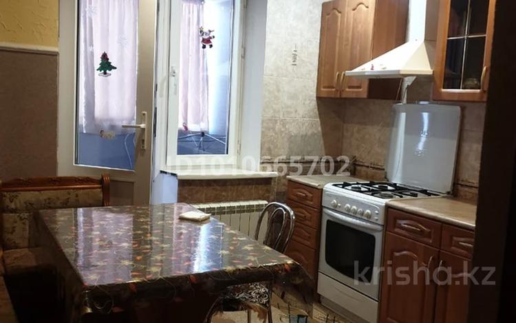 3-бөлмелі пәтер · 55 м² · 5/5 қабат, мкр Центральный 8 — Арбат музей, бағасы: 180 000 ₸ в Атырау — фото 2