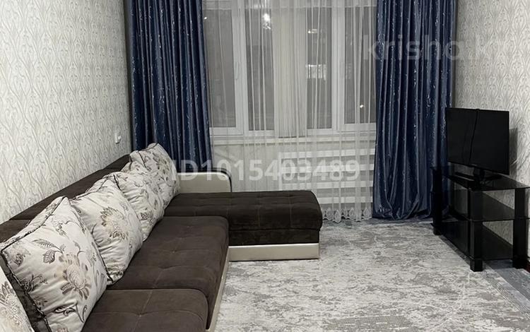 2-комнатная квартира · 45 м² · 1/5 этаж, мкр Самал 2 за 140 000 ₸ в Таразе — фото 2