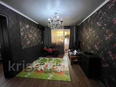 3-бөлмелі пәтер, 52 м², 3/5 қабат, Майкудук, 14й микрорайон, бағасы: 14 млн 〒 в Караганде, Алихана Бокейханова р-н