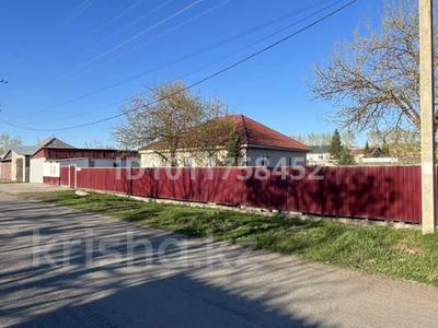 Жеке үй · 3 бөлме · 70 м² · 18 сот., Инициативная 40, бағасы: 16.5 млн ₸ в Усть-Каменогорске
