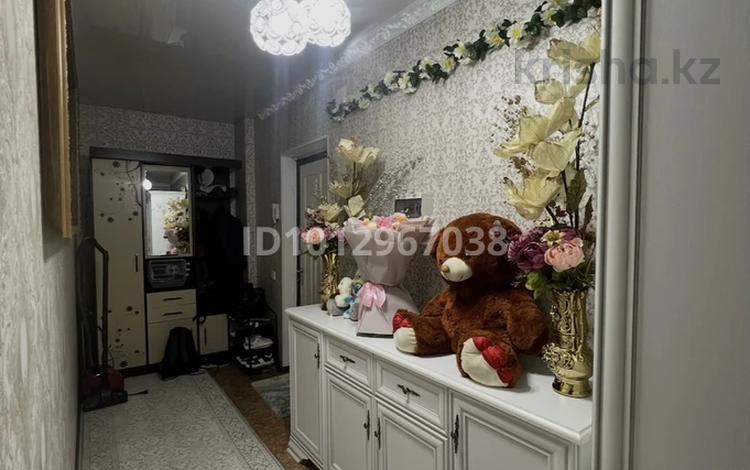 2-комнатная квартира · 60.6 м² · 5/5 этаж, мкр Байтерек — Рядом находится Гор. Областная детская больница за 20 млн ₸ в Таразе — фото 2