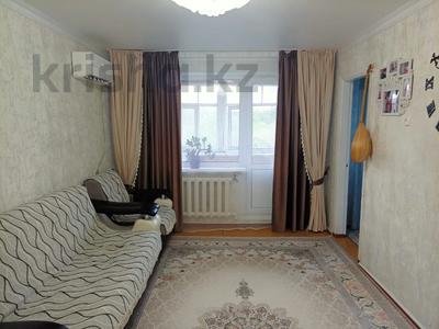 4-бөлмелі пәтер · 61 м² · 5/5 қабат, ул. Уалиханова — Школа №19, №24 роддом, д/с Кораблик, Акку, рынок, бағасы: 10 млн ₸ в Темиртау