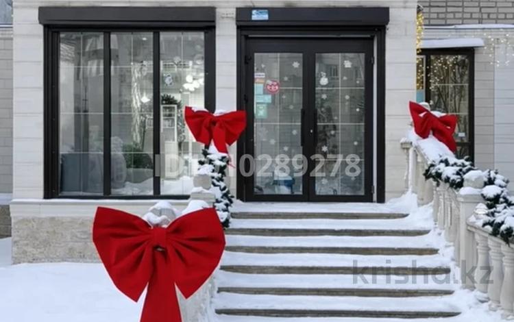 Салоны красоты · 77 м² за 39 млн ₸ в Уральске, мкр Школьник — фото 2