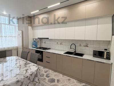 3-бөлмелі пәтер · 100 м² · 7/9 қабат, 17-ш/а. 94, бағасы: 50 млн ₸ в Актау, 17-й мкр