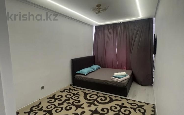1-комнатная квартира · 40 м² · 4/5 этаж, Микрорайон 4 61/1 за 10 000 〒 в Конаеве — фото 15