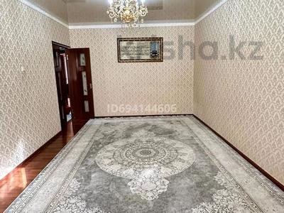 Продажа квартир в Шымкенте: 3-комнатная квартира · 70 м² · 1/5 этаж, мкр Восток 108 за 26.5 млн 〒 3-комнатная квартира · 70 м² · 1/5 этаж, мкр Восток 108 за 26.5 млн 〒 в Шымкенте, Аль-Фарабийский р-н