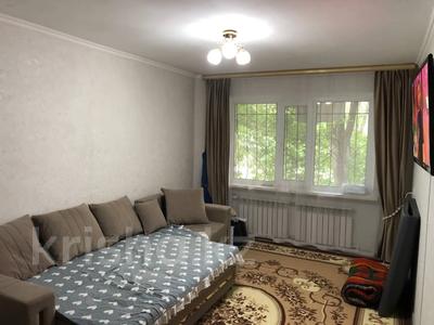 2-комнатная квартира · 42 м² · 1/5 этаж, Майкудук, 12й микрорайон за 10.3 млн ₸ в Караганде, Алихана Бокейханова р-н