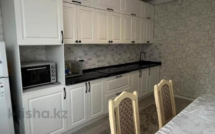 2-комнатная квартира · 60 м² · 3/10 этаж, Толе би 285/8 за 42.5 млн ₸ в Алматы, Ауэзовский р-н — фото 2
