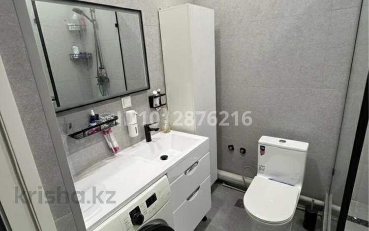 2-бөлмелі пәтер · 72.9 м² · 3/13 қабат, Райымбека 348/1, бағасы: 50 млн ₸ в Алматы — фото 3