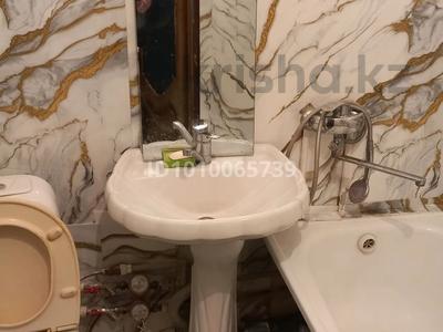 1-комнатная квартира · 30 м² · 3/5 этаж, Хамидачурина 136 за 120 000 〒 в Уральске, мкр Школьник