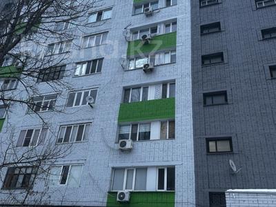 2-бөлмелі пәтер · 57.2 м² · 3/10 қабат, Мкрн строитель 30, бағасы: 19 млн ₸ в Уральске
