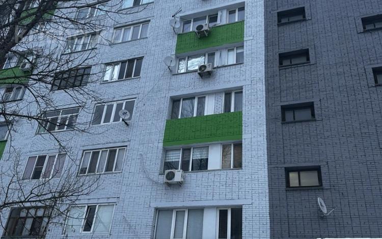 2-бөлмелі пәтер · 57.2 м² · 3/10 қабат, Мкрн строитель 30, бағасы: 19 млн ₸ в Уральске — фото 2