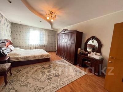 Отдельный дом • 6 комнат • 290 м² • 13 сот., Садвакасова за 95 млн 〒 в Кокшетау