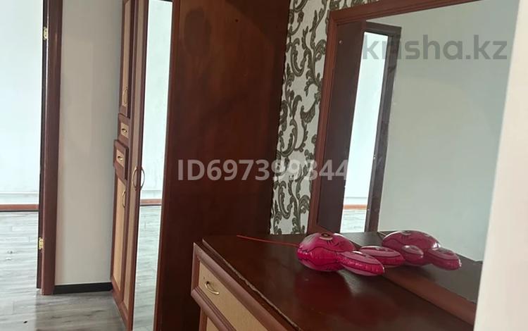 2-комнатная квартира · 44 м² · 5/5 этаж, Мкр.Каратау — Рыскулова за 85 000 ₸ в Таразе — фото 2