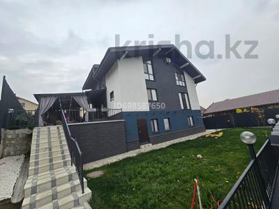 Отдельный дом · 7 комнат · 350 м² · 9 сот., мкр Таусамалы 55/67 за 170 млн 〒 в Алматы, Наурызбайский р-н