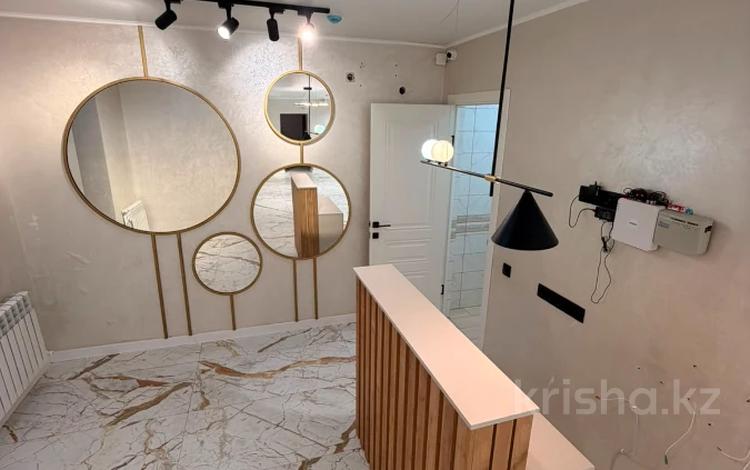 Салоны красоты · 103.5 м² за 23.7 млн ₸ в Актобе — фото 7