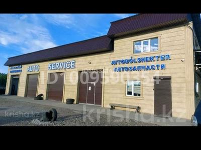Азс, автосервисы и автомойки · 250 м² за 700 000 〒 в Усть-Каменогорске, Меновное