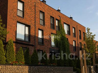 5-бөлмелі пәтер · 236 м² · 2/3 қабат, Аль- Фараби 116/31-56, бағасы: 283.2 млн ₸ в Алматы, Медеуский р-н