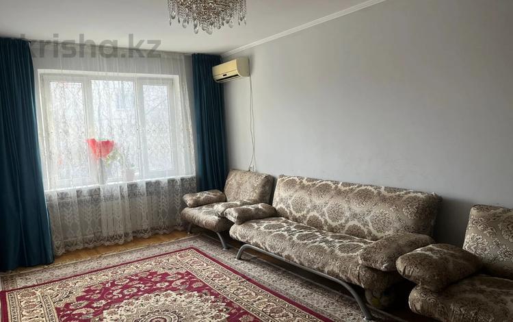 3-комнатная квартира, 72 м², 3/5 этаж, мкр Аксай-3 за 39.8 млн 〒 в Алматы, Ауэзовский р-н — фото 2