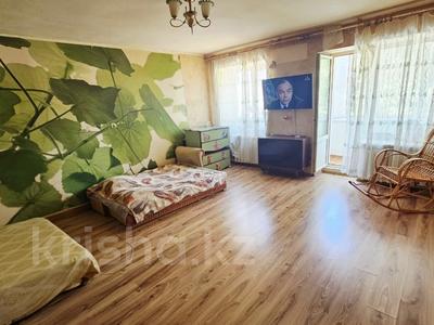 2-комнатная квартира · 55 м² · 2/4 этаж, Назарбаева за 13.8 млн 〒 в Уральске