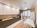 3-бөлмелі пәтер · 150 м² · 3/13 қабат, Сатпаева 20/1 — Мечеть Хазрет Султан, бағасы: 68 млн ₸ в Астане, Алматы р-н