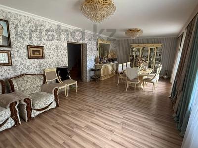 Отдельный дом · 6 комнат · 220 м² · 10 сот., мкр Уркер, Сырыра жырау 12 за 81 млн 〒 в Астане, Нура р-н