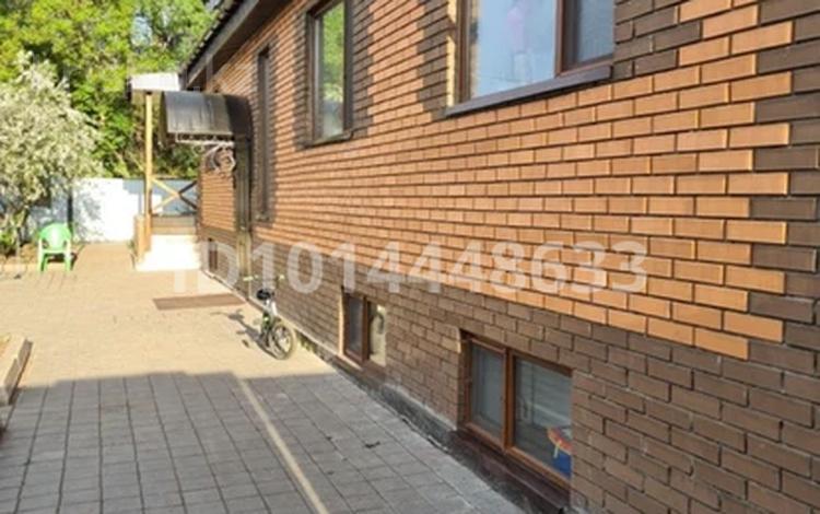 Жеке үй · 10 бөлме · 320 м² · 8 жүзд., 19-шағынаудан 44, бағасы: 55 млн ₸ в Караганде, Алихана Бокейханова р-н — фото 2
