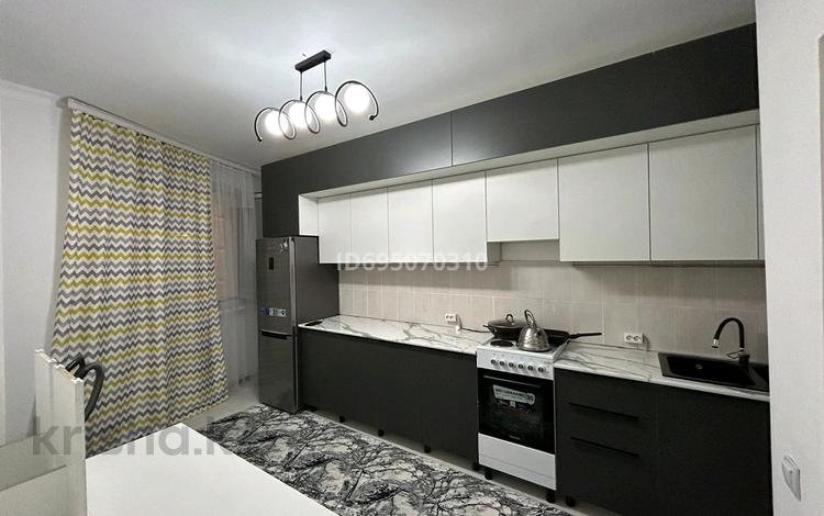 3-комнатная квартира · 91 м² · 12/12 этаж, 9-я улица — Акиматтың жаны, мектеп, магазин, Тұран Молл за 180 000 ₸ в Туркестане — фото 2