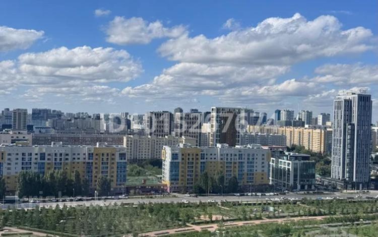 3-бөлмелі пәтер · 65 м² · 18/19 қабат, Алматы 11 — Туркестан, бағасы: 49 млн ₸ в Астане, Есильский р-н — фото 2