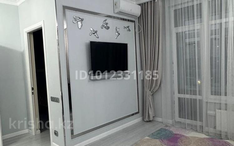 2-бөлмелі пәтер · 43 м² · 2/9 қабат, Просп. Абулхаир Хана 69, бағасы: 38 млн ₸ в Атырау, мкр Авангард-2 — фото 2