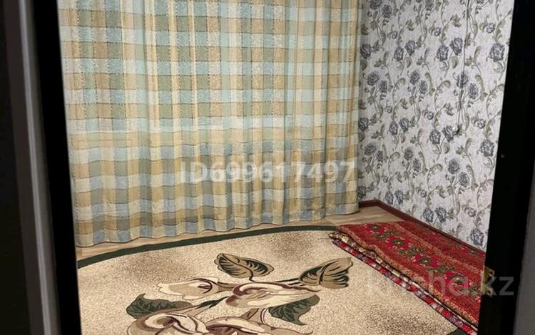 3-бөлмелі пәтер · 60 м² · 4/5 қабат, Гумарова — Роддом, бағасы: 180 000 ₸ в Атырау, мкр Авангард-4 — фото 2