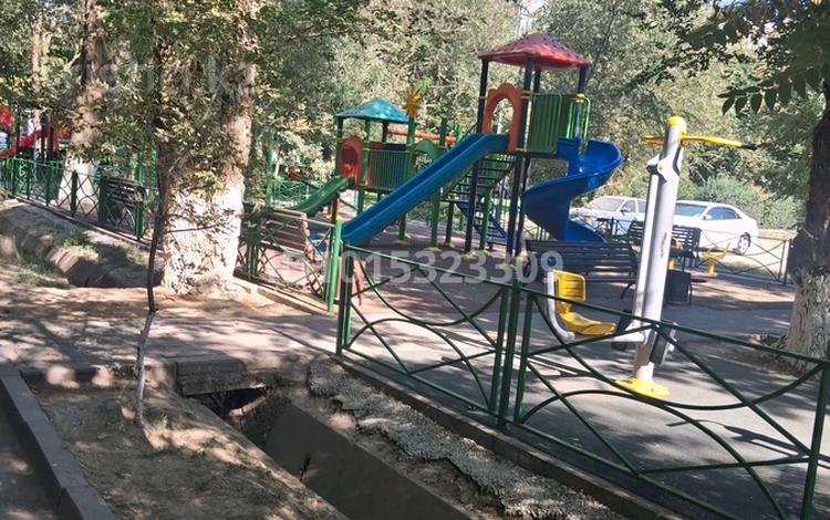3-бөлмелі пәтер · 59 м² · 4/5 қабат, гагарина38 36 — кремлевская крытый рынок, бағасы: 21 млн ₸ в Шымкенте, Аль-Фарабийский р-н — фото 2