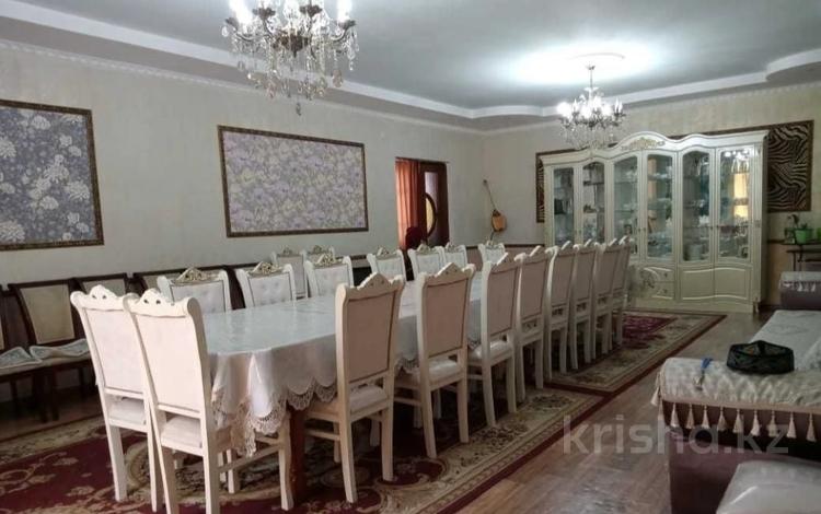 Отдельный дом • 5 комнат • 175 м² • 10 сот., Байтурсынова 35 за 72.5 млн 〒 в Караоткеле — фото 2
