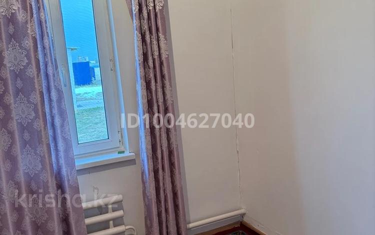 Отдельный дом · 3 комнаты · 55 м² · 4.5 сот., мкр. Зачаганск пгт — Алатау, 26/5 . Птица фабрика за 14 млн ₸ в Уральске — фото 2