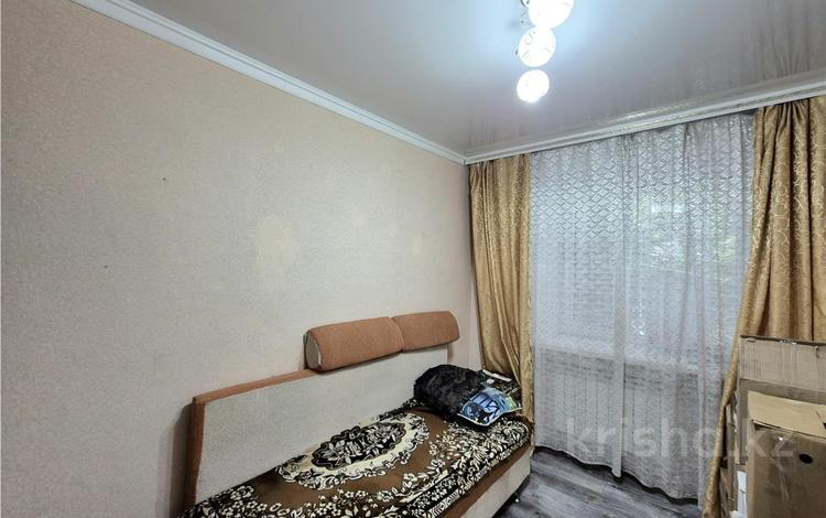 2-комнатная квартира · 42 м² · 1/5 этаж, ул. Байсеитовой за 6 млн ₸ в Темиртау — фото 2
