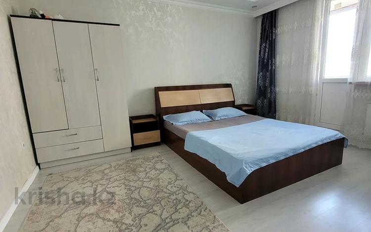 1-комнатная квартира · 37 м² · 8/12 этаж, мкр Акбулак, Байтерекова 99 — Алматы Арена за 14 000 ₸ в Алатауский р-н — фото 2