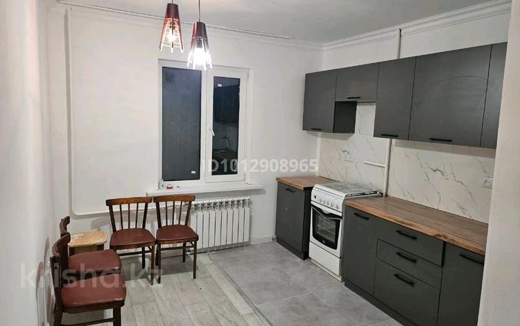3-бөлмелі пәтер · 67 м² · 1/5 қабат, мкр Аксай-4 45, бағасы: 300 000 ₸ в Алматы, Ауэзовский р-н — фото 2