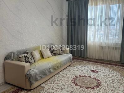 Аренда квартир в Атырауской обл.: 1-комнатная квартира · 50 м² · 16/16 этаж · помесячно, мкр. Алмагуль, Алмагуль — Пр.Бейбарыс за 140 000 〒 1-комнатная квартира · 50 м² · 16/16 этаж · помесячно, мкр. Алмагуль, Алмагуль — Пр.Бейбарыс за 140 000 〒 в Атырау