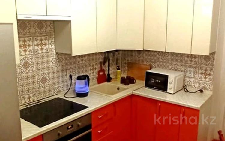 1-комнатная квартира · 55 м² · 5/12 этаж, Сатпаева 90/36, 90/20 за 15 000 ₸ в Алматы, Бостандыкский р-н — фото 3