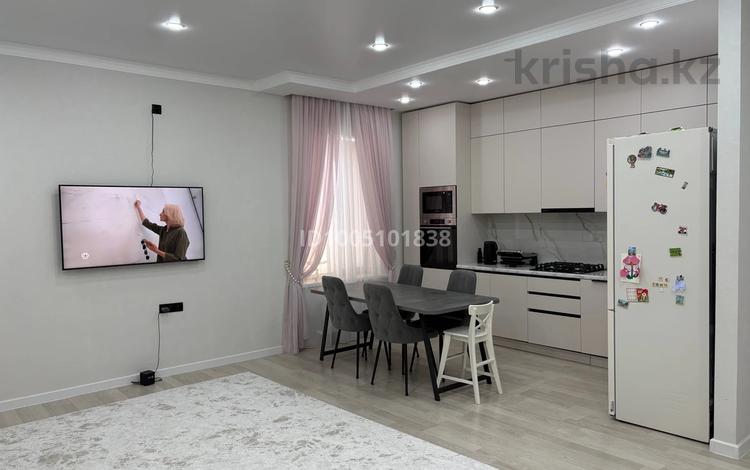 3-бөлмелі пәтер · 93 м² · 3/5 қабат, мкр Жеруйык, Жумабаева, бағасы: 45 млн ₸ в Атырау — фото 2