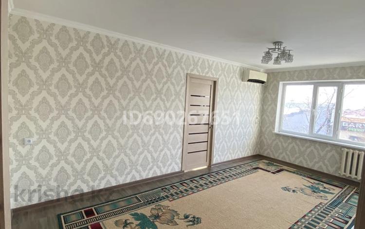 3-комнатная квартира, 60 м², 3/5 этаж, 1 микрорайон (Самал) 26 дом — Ақбаян мейрамхана за 15 млн 〒 в Туркестане — фото 13