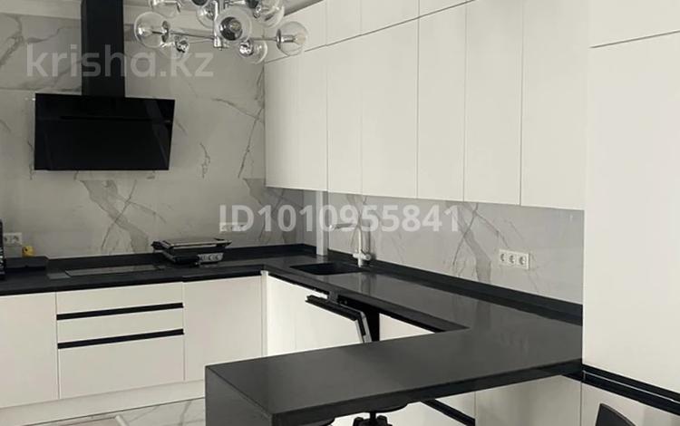 3-бөлмелі пәтер · 135.6 м² · 2/4 қабат, мкр Ак Шагала, Жален Тулепова 9 блок Г — парк победы, бағасы: 72 млн ₸ в Атырау — фото 2