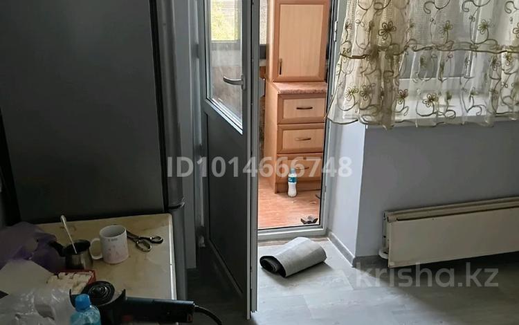 2-бөлмелі пәтер · 50 м², Құлагер ш/а. — Серикова, бағасы: 250 000 ₸ в Алматы, Жетысуский р-н — фото 2