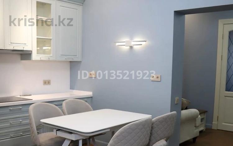 2-бөлмелі пәтер · 76 м² · 18/20 қабат, Гагарина 310, бағасы: 80 млн ₸ в Алматы, Бостандыкский р-н — фото 2