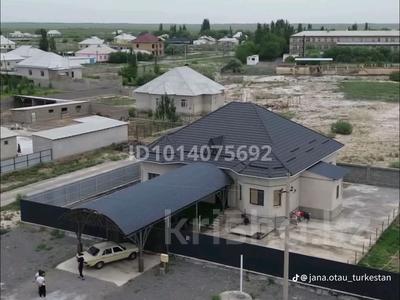Отдельный дом · 4 комнаты · 225 м² · 15 сот., Қонаев 44А за 50 млн ₸ в Теке