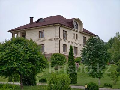 Отдельный дом · 12 комнат · 580 м² · 169 сот., Жандосова за 390 млн ₸